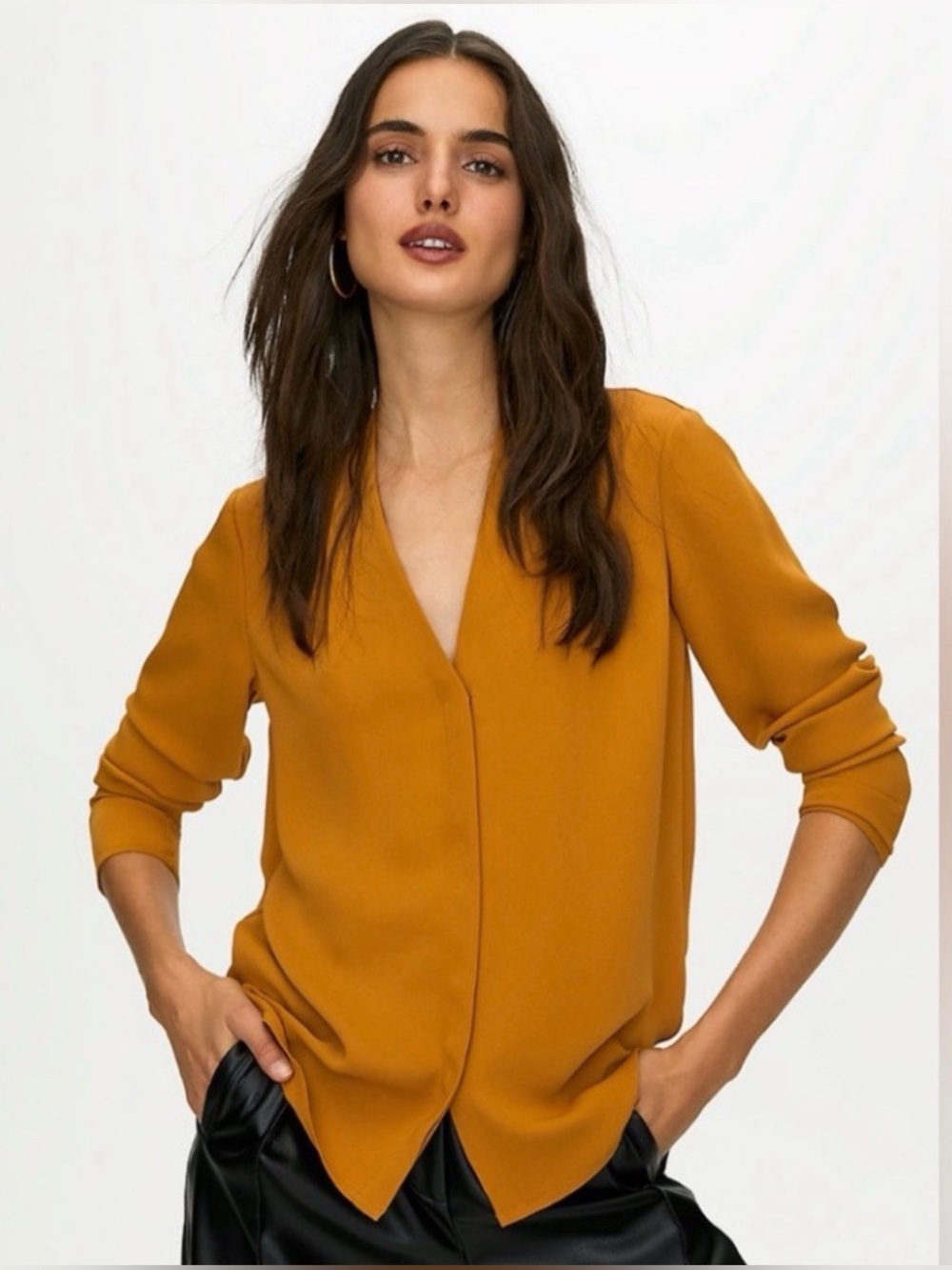 ARITZIA BABATON  Mustard Long Sleeve Power Blouse